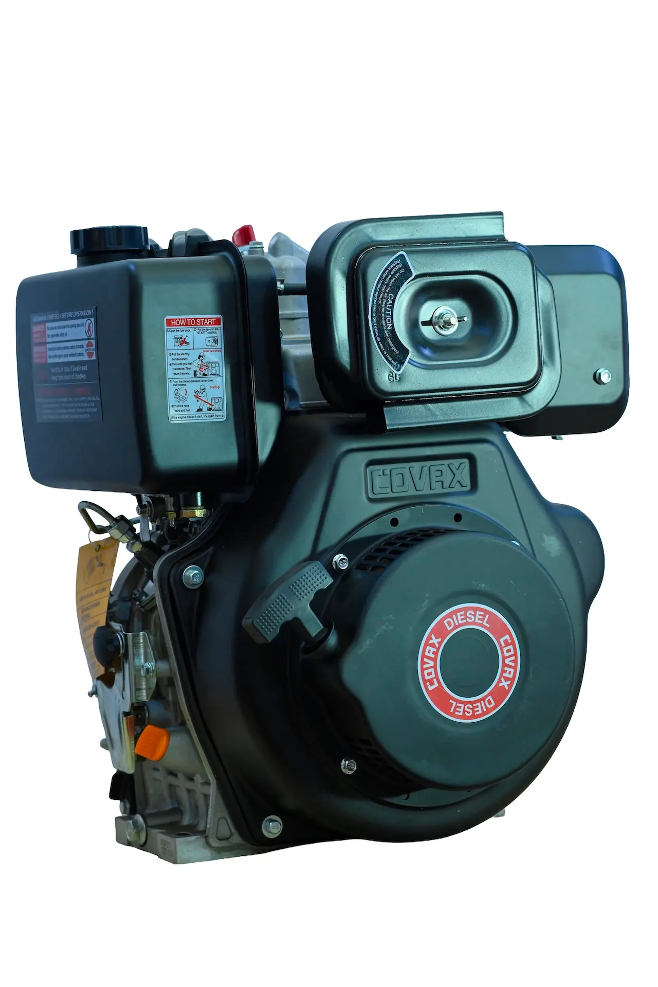 Front view of the Covax KM186FA diesel engine highlighting the recoil starter handle and black fuel tank.